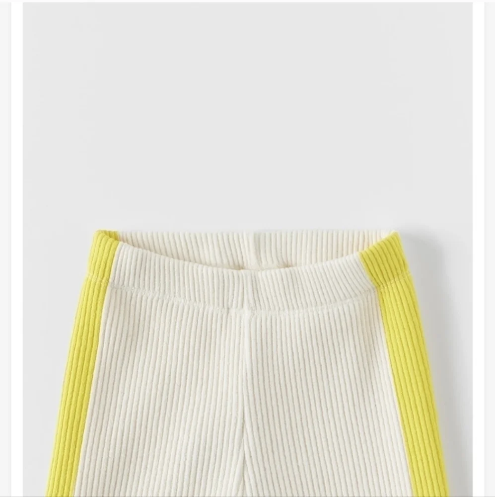 Zara | Side Stripe Ribbed Leggings